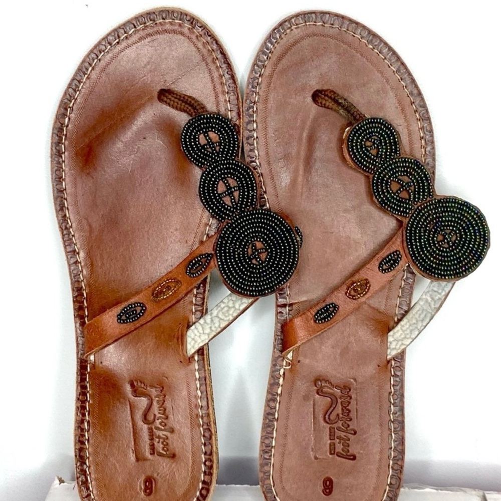 Reef Tan and Black Beaded Sandals
